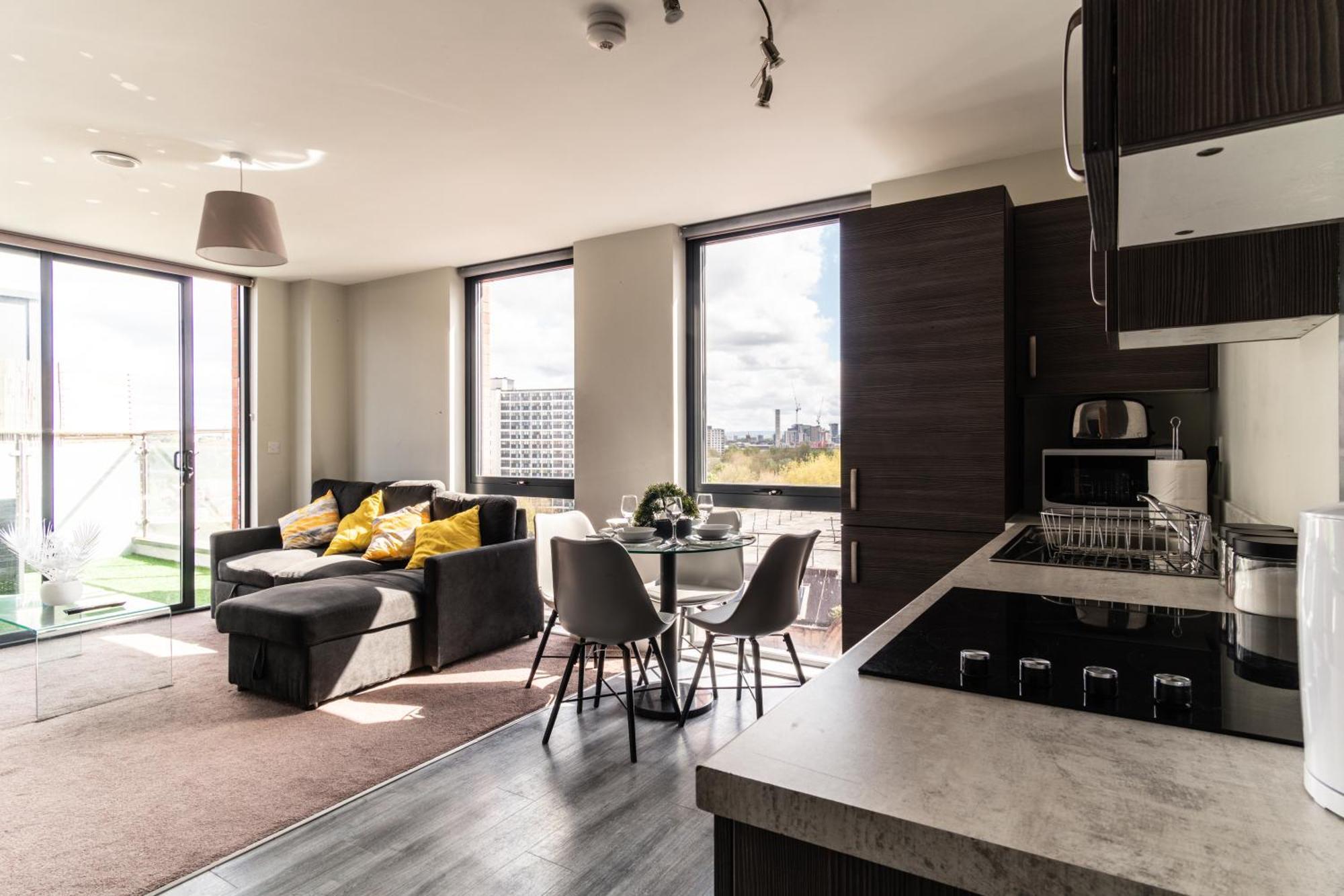 Prime Location 1 Bed Penthouse Apartment Manchester Exterior photo